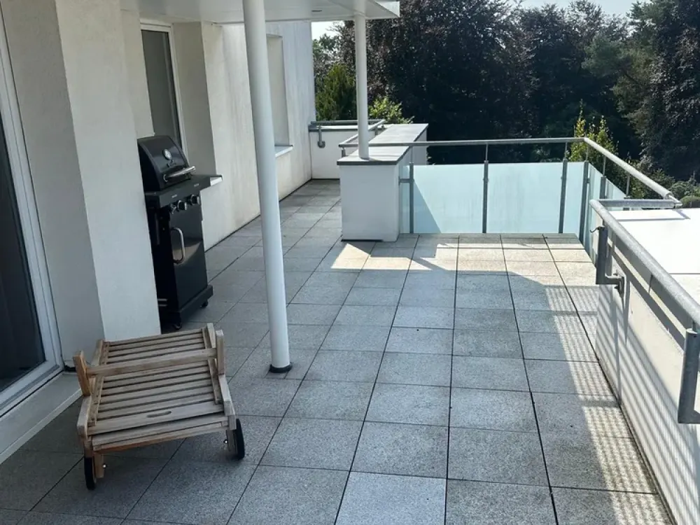 Möbeliertes Penthouse mit Dachterrasse in Norderstedt
