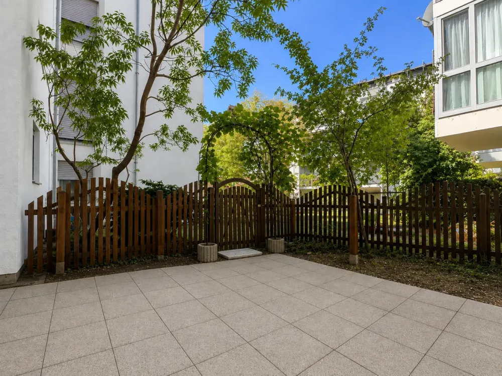 Moderne Terrassenwohnung mit privatem Garten++EBK++ Hunde erlaubt