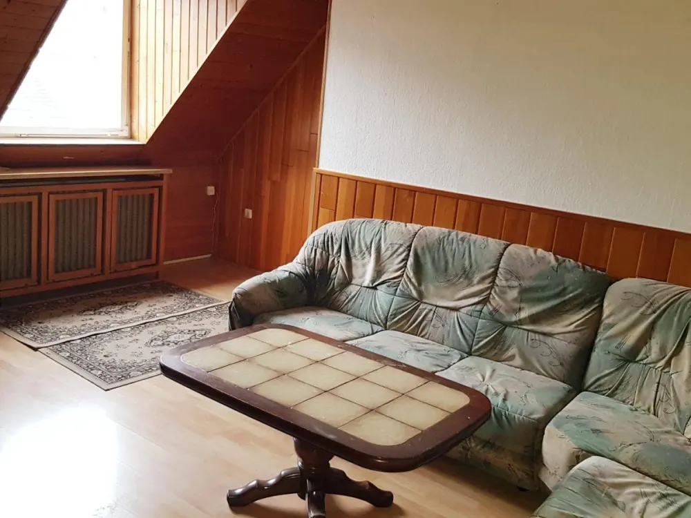 Helle Möbliert 3 Zimmer- Wohnung . Sofort, Top Lage!