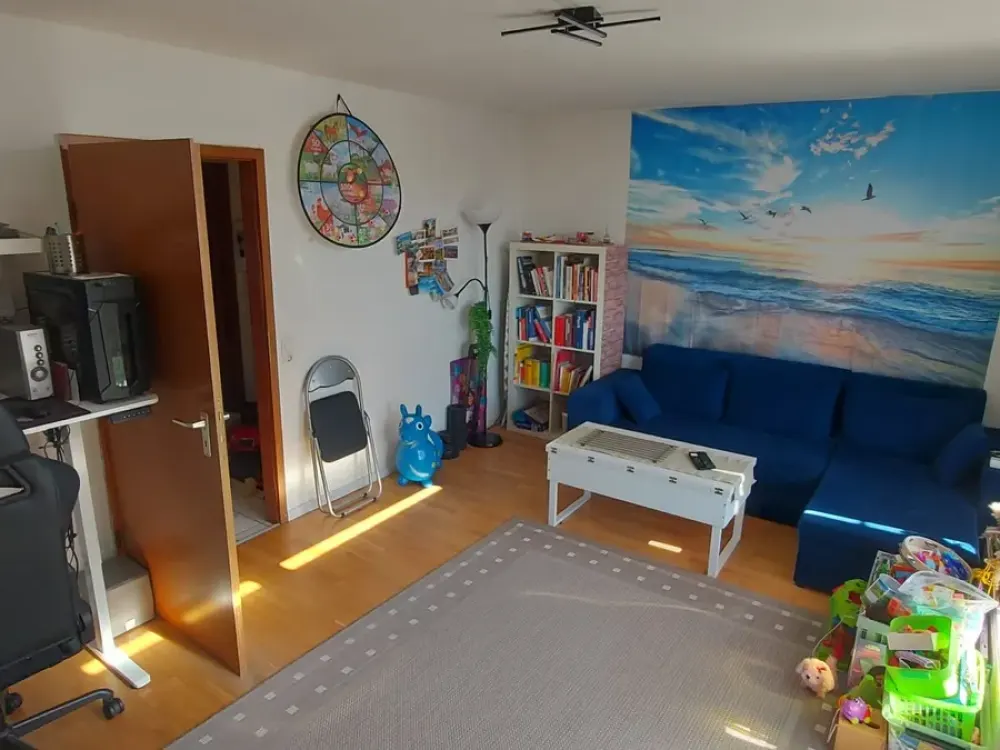 Gepflegte 1,5-Zimmer-DG-Wohnung mit Balkon, EBK und Garage in Dortmund