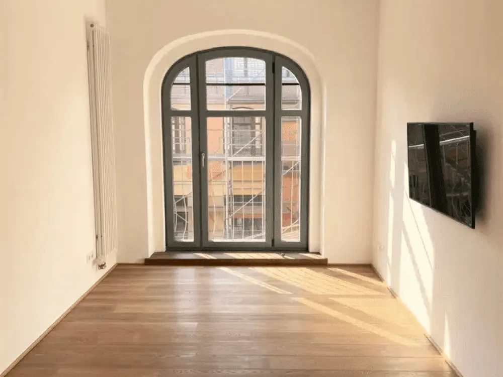 Großzügige Vier-Zimmer-Wohnung im dritten Obergeschoss