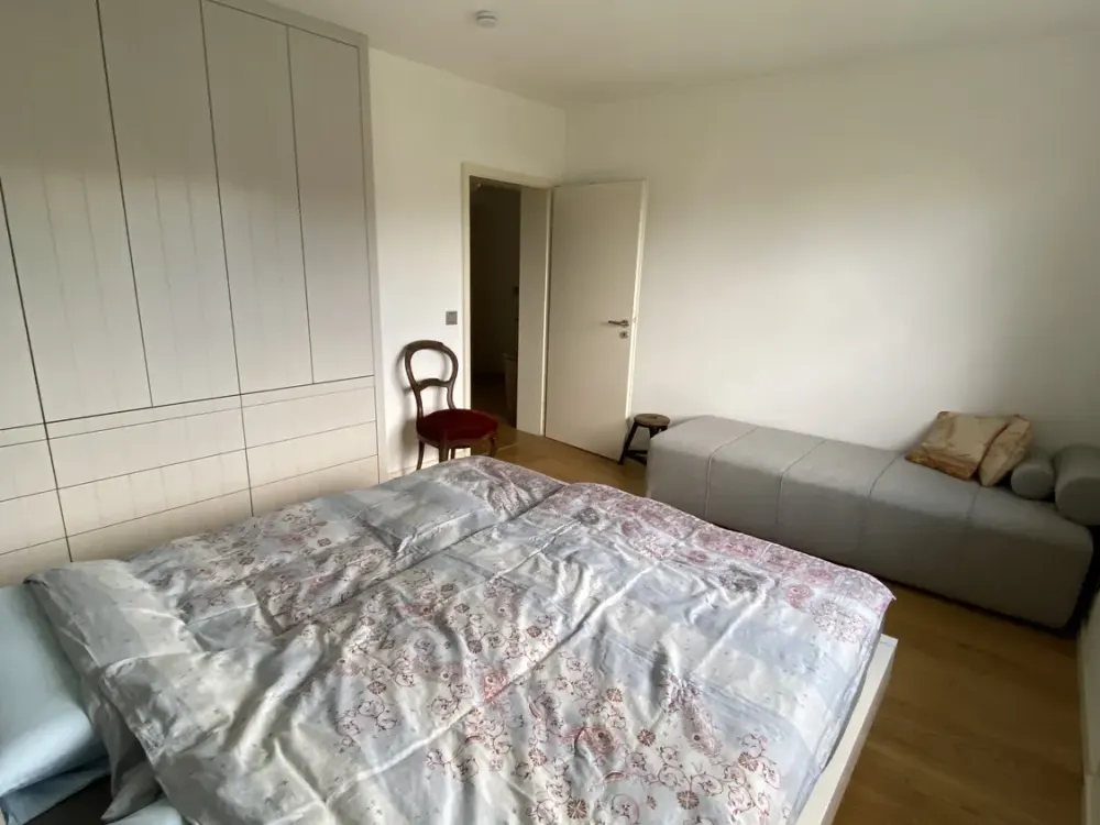 Wunderschöne 3 -Zimmer-WHG mit Balkon und Garten in München-Hadern (direkt an U6)