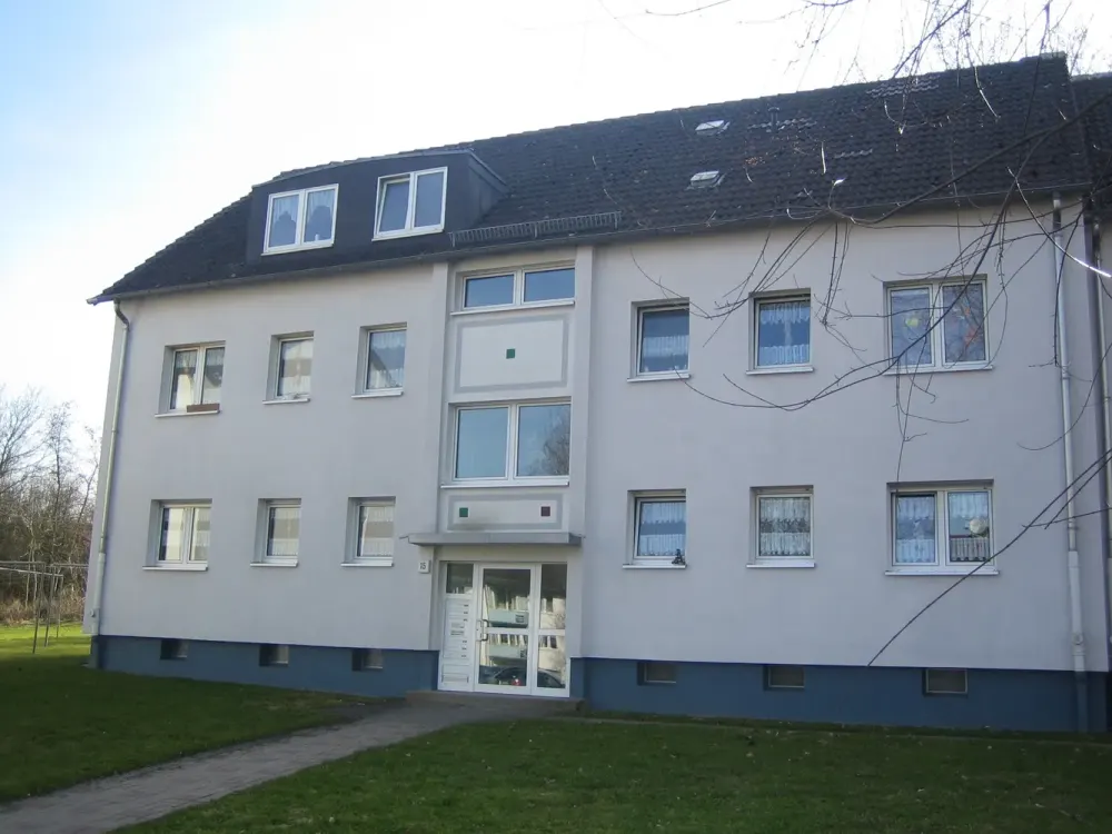 3 ZKB mit Balkon im Grünen!