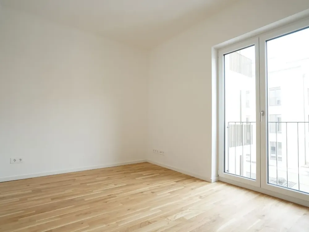 **Erstbezug** Geräumige 4-Raum-Wohnung mit Balkon in Dresden-Friedrichstadt