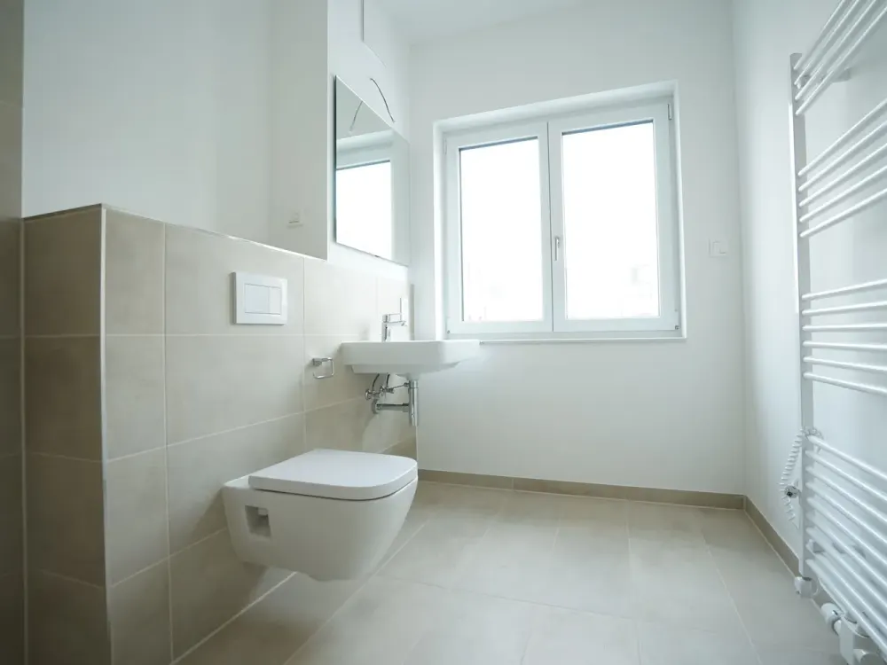 **Erstbezug** Geräumige 4-Raum-Wohnung mit Balkon in Dresden-Friedrichstadt