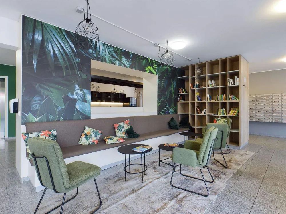 DIE ZIMMEREI | Ab Februar: möbliertes 1-Zimmer-Apartment zentral in Berlin Mitte | Large Bude