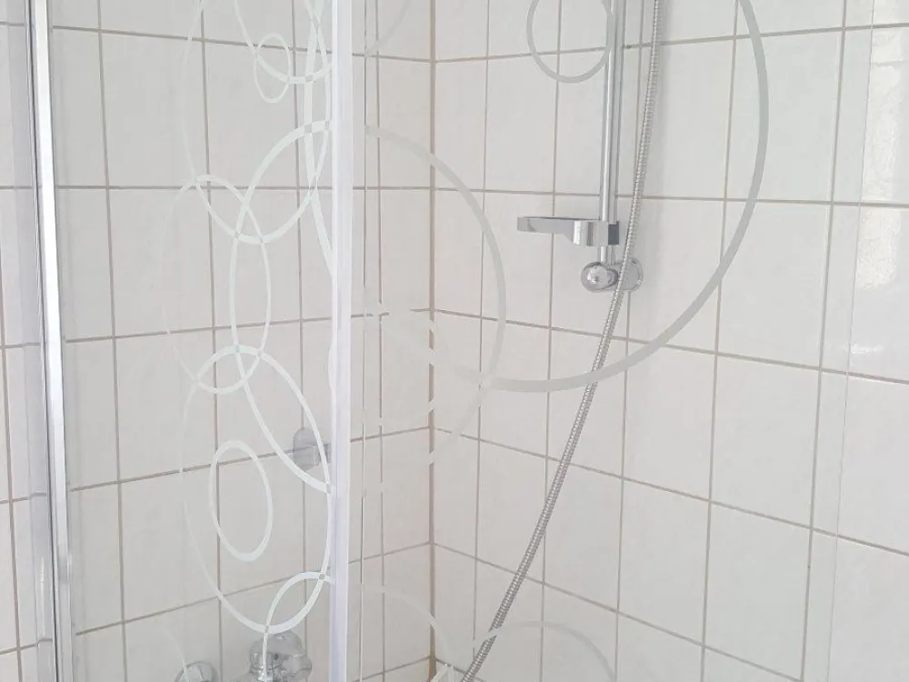 Großzügige 3-Raumwohnung mit moderner EBK (WG-geeignet)