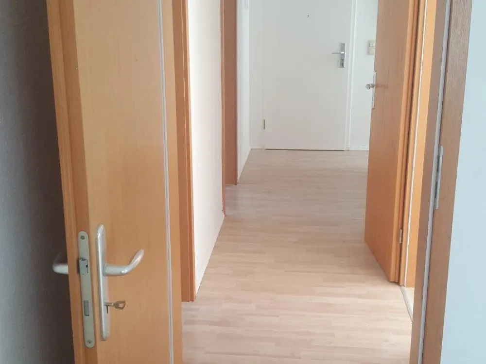 Großzügige 3-Raumwohnung mit moderner EBK (WG-geeignet)