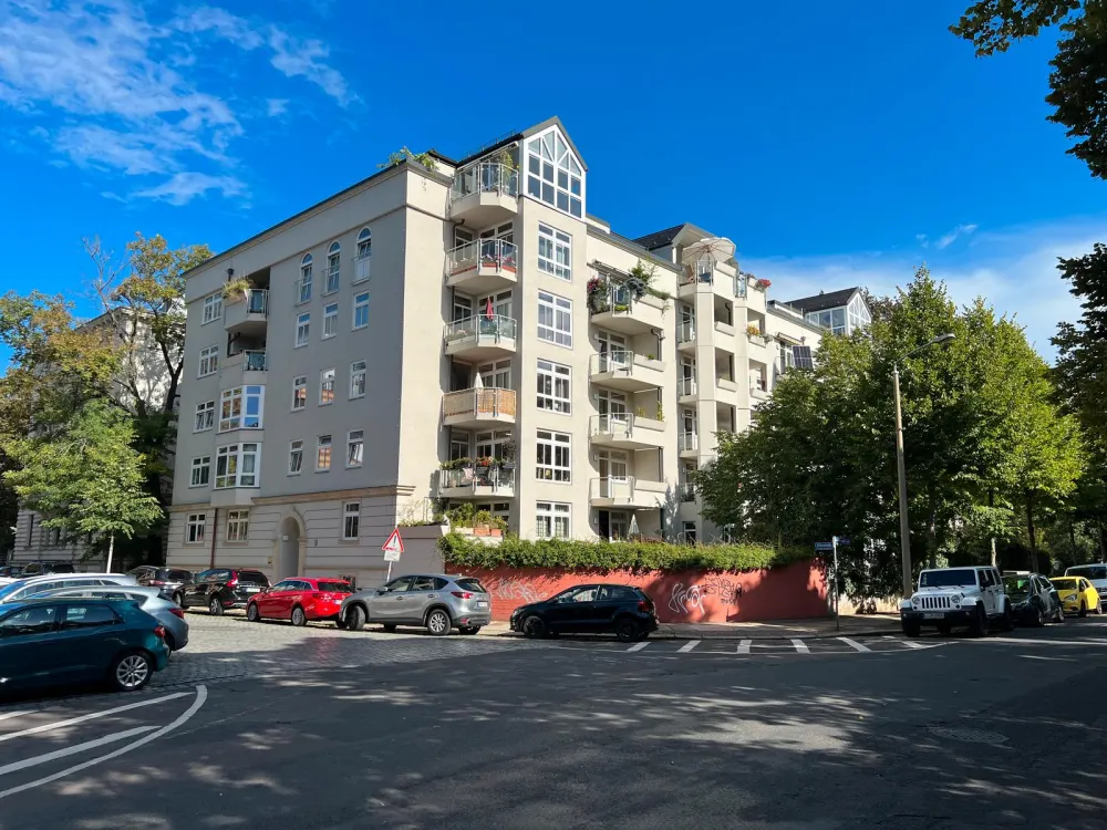 Wohnen wo Leipzig am schönsten ist - 3 RWG mit Balkon am Johannapark