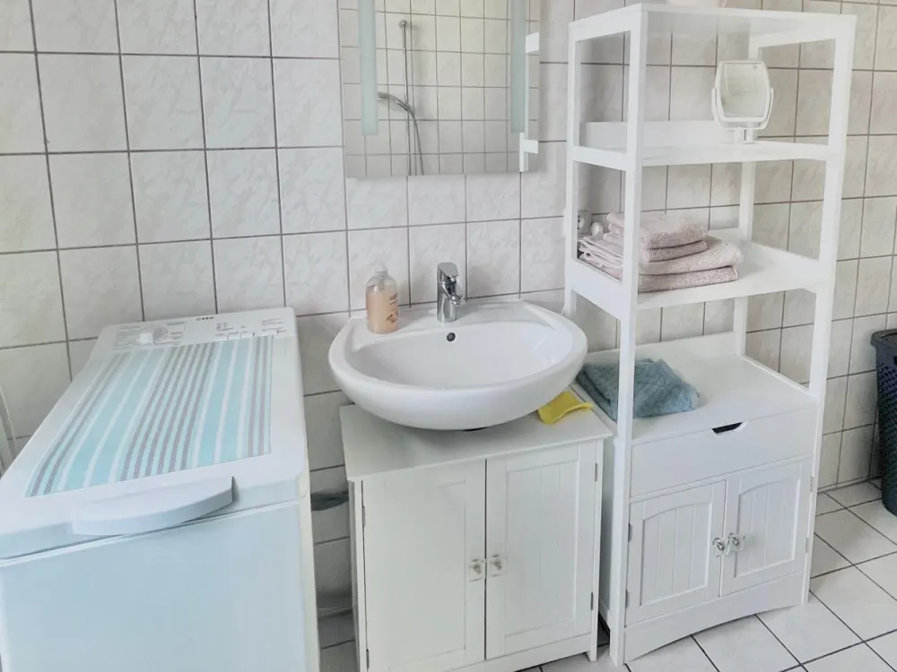 Vermiete für maximal 6 Monate meine 2 Zimmer Wohnung in Gohlis