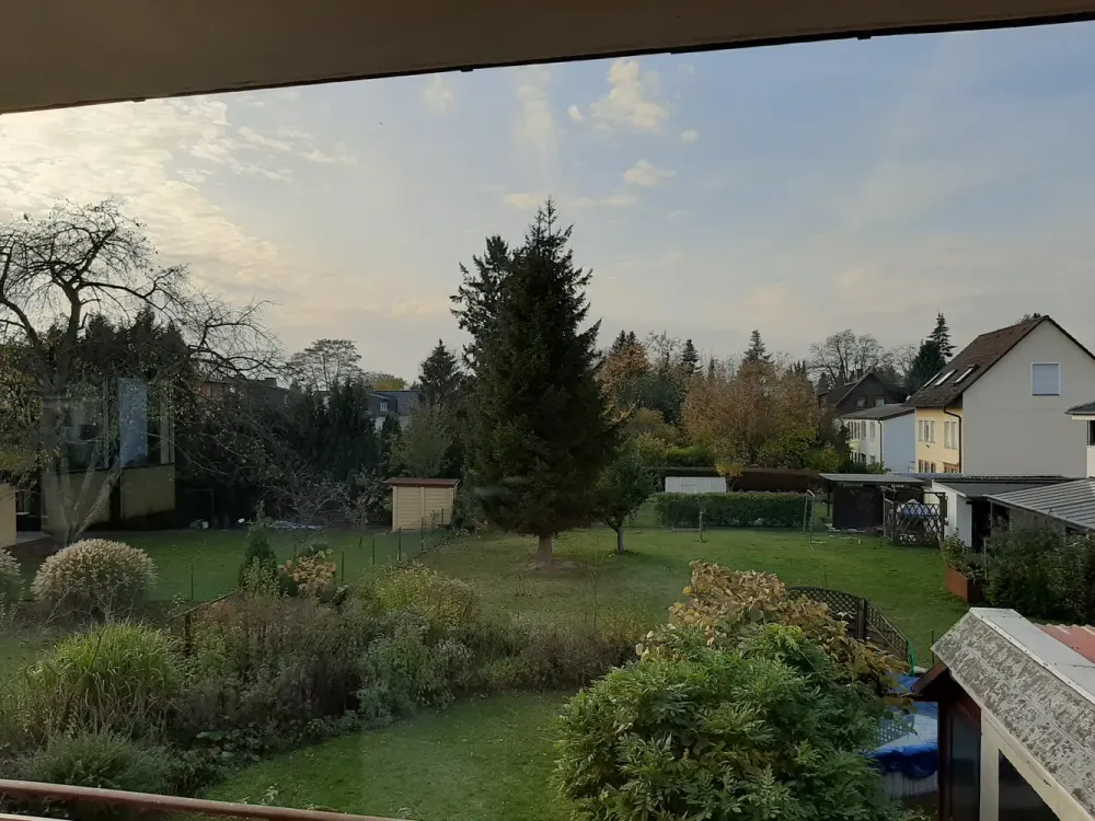 Schöne helle 3-Zimmer Wohnung in Top Lage mit Balkon, Garage, Stellplatz und Keller