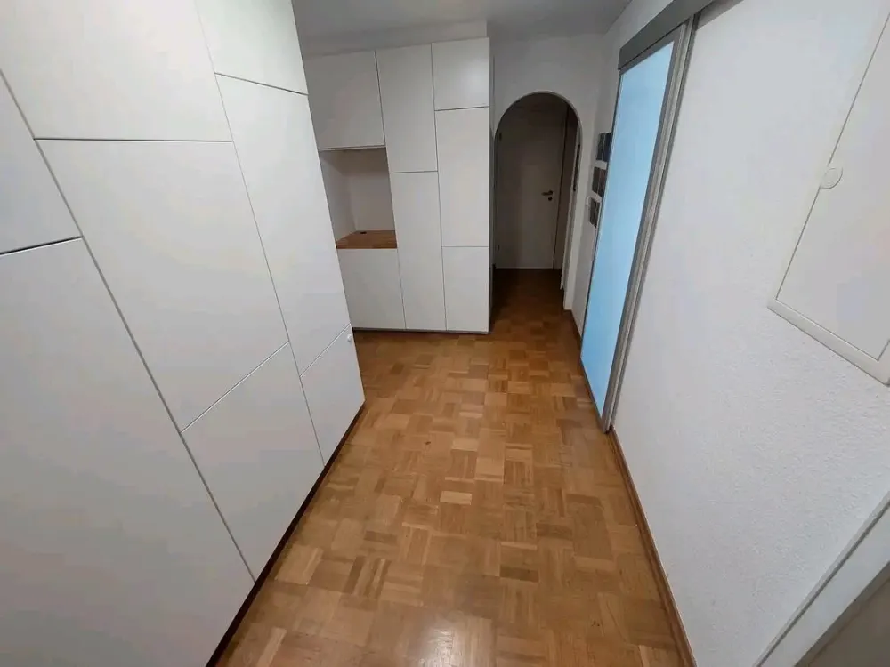 Teilmöbilierte 3-Zimmer-Wohnung für 1 Jahr in Stuttgart-Feuerbach
