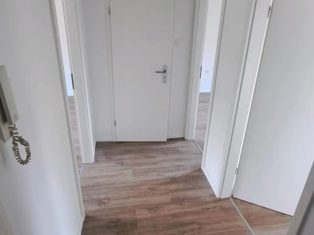 2-Zimmer-Wohnung mit Wohnküche und Balkon in Düsseldorf-Eller