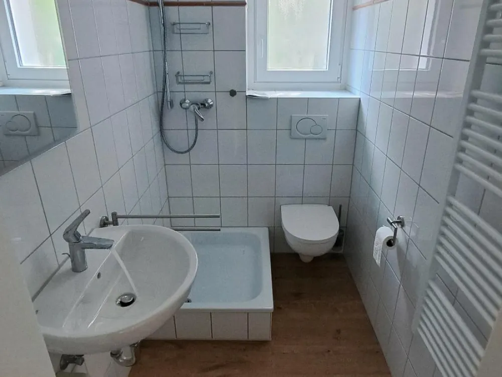 2-Zimmer-Wohnung mit Wohnküche und Balkon in Düsseldorf-Eller