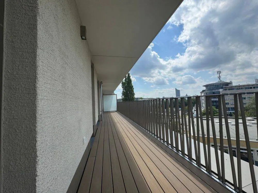 Perfekt für uns: individuelle 2-Zimmer-Wohnung mit großem Balkon im Erstbezug