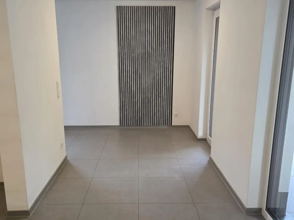 Beautiful 2-Room Apartment with Terrace and Garden Available Immediately or by Arrangement