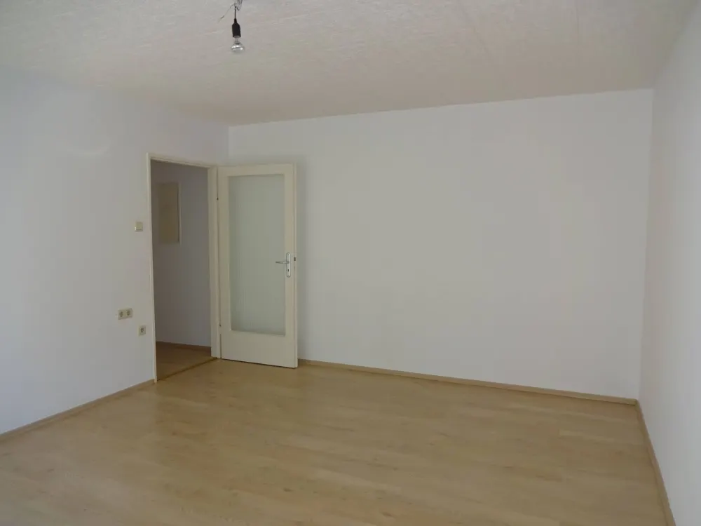 Schöne 3 Zimmerwohnung mit großer Terasse, ruhige Wohnlage in 90478 Nürnberg