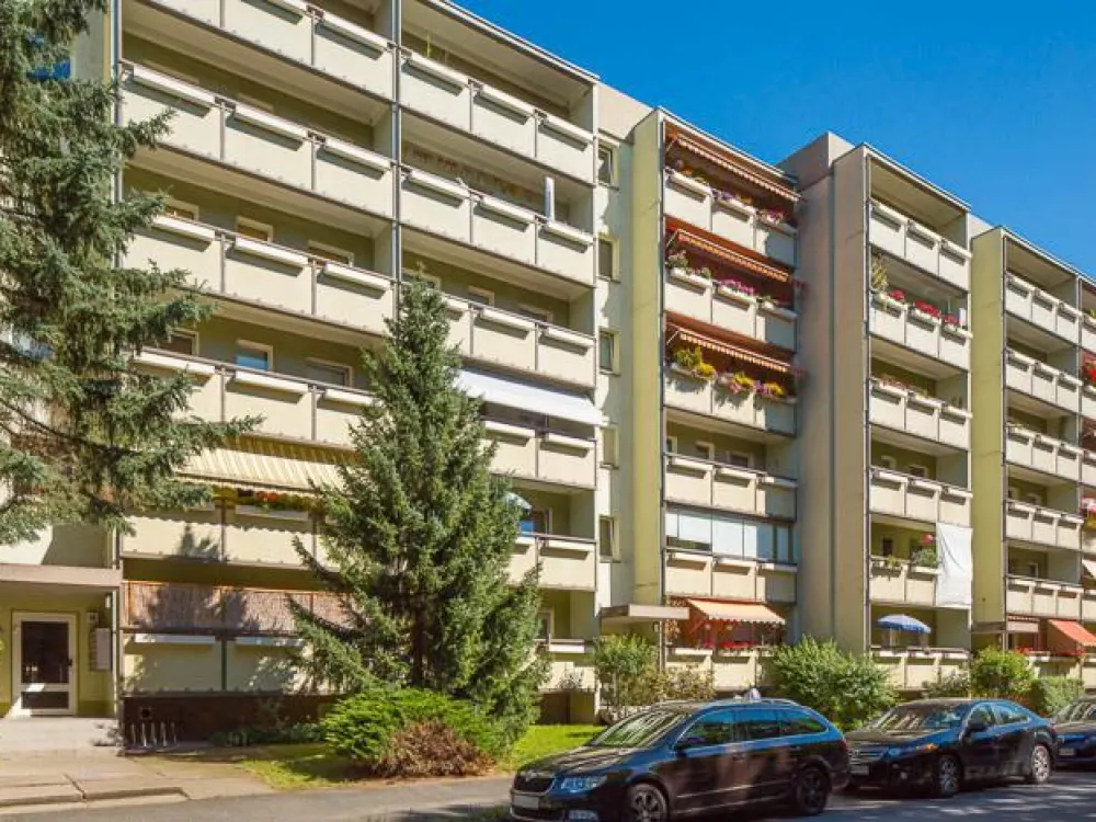 Kleine, feine 1-Zimmerwohnung in oberster Etage!