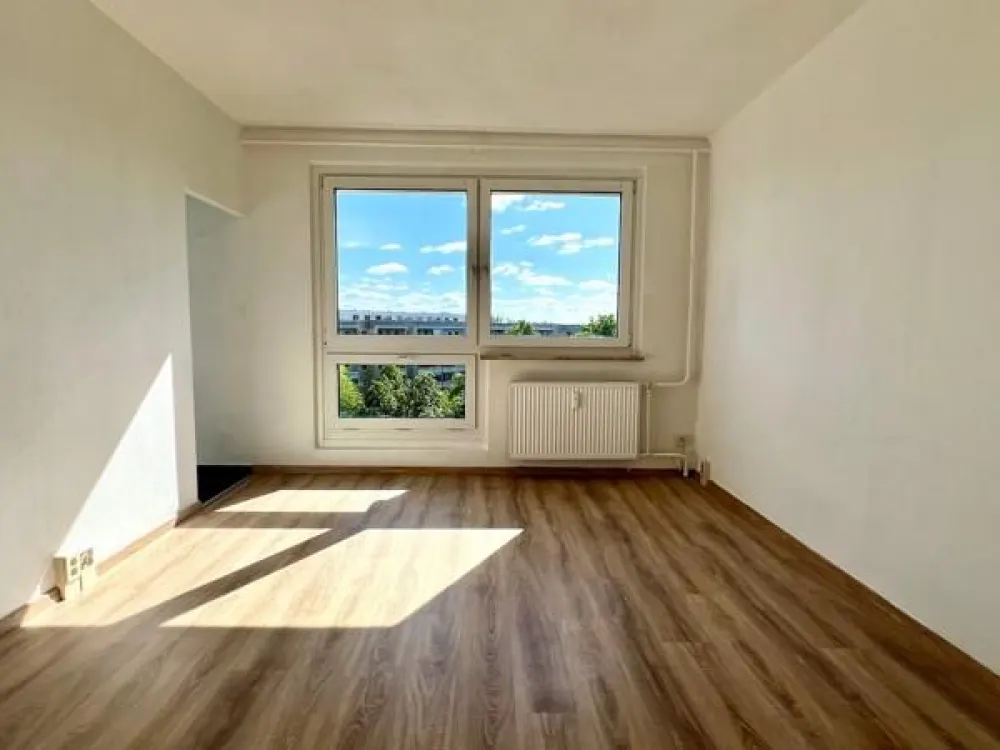 Kleine, feine 1-Zimmerwohnung in oberster Etage!