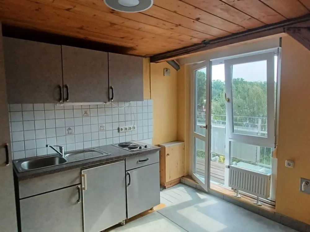 1RW direkt neben Uniklinik / Forschung / Waldpark ab August 2026