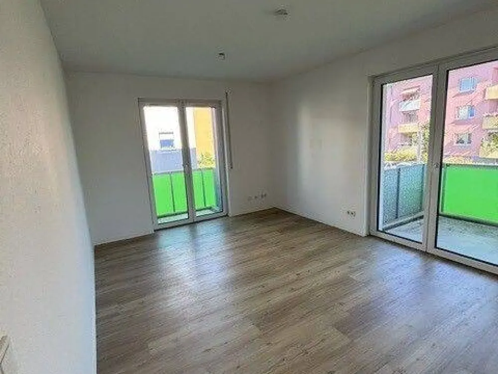 Schöne 2 Zimmer Wohnung in Köln Stammheim - direkt am Rhein