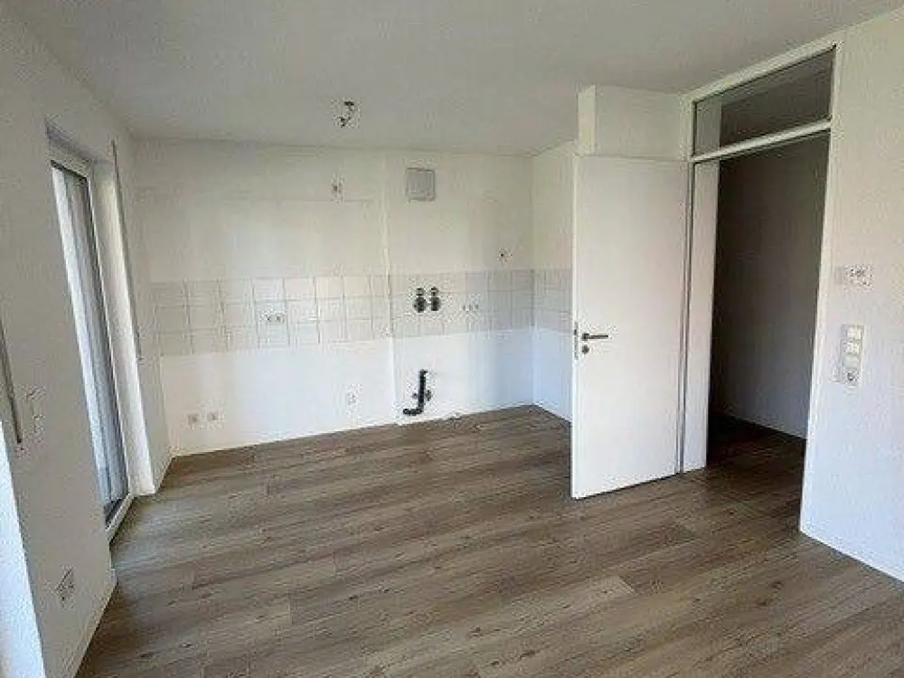 Schöne 2 Zimmer Wohnung in Köln Stammheim - direkt am Rhein