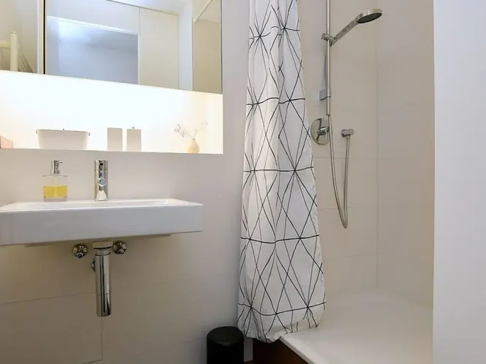 Exclusive Apartment with Cleaning Service in Great Mid-Level Location in Stuttgart North