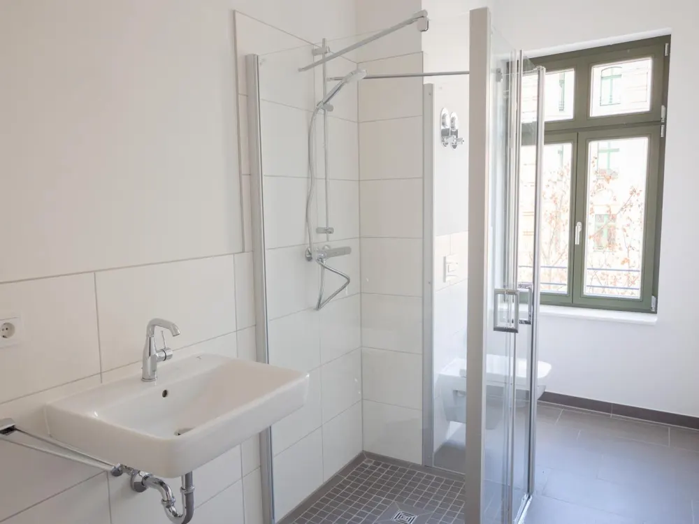 Moderne Altbauwohnung mit Balkon und hochwertiger Einbauküche, WE10
