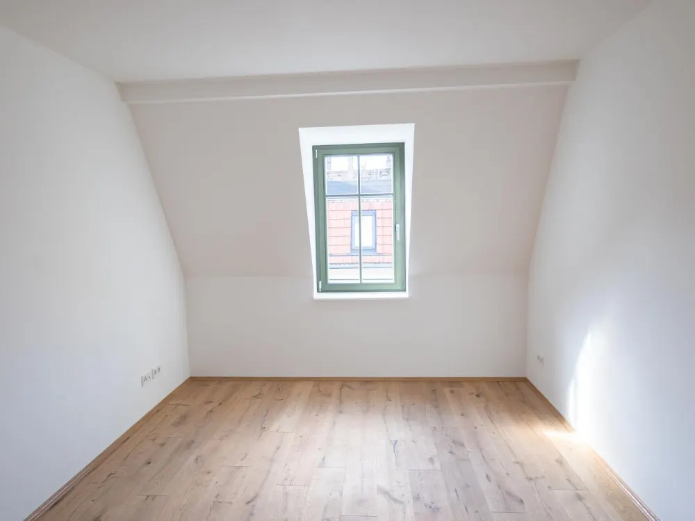 Moderne Altbauwohnung mit Balkon und hochwertiger Einbauküche, WE10
