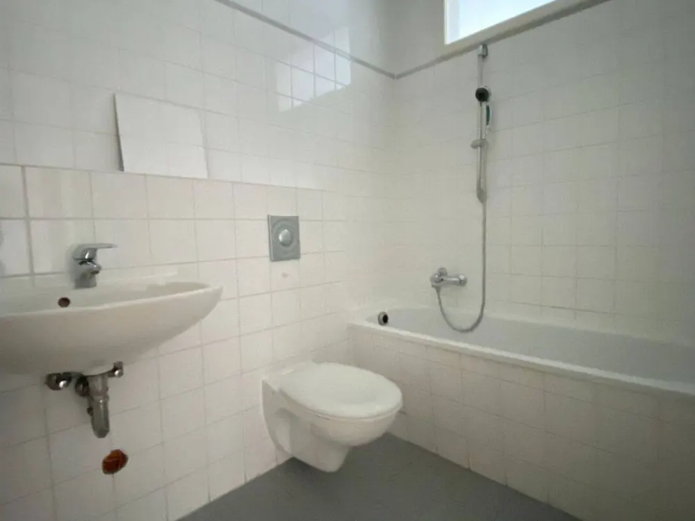 3-Zimmer Altbau im Boxhagener Kiez!