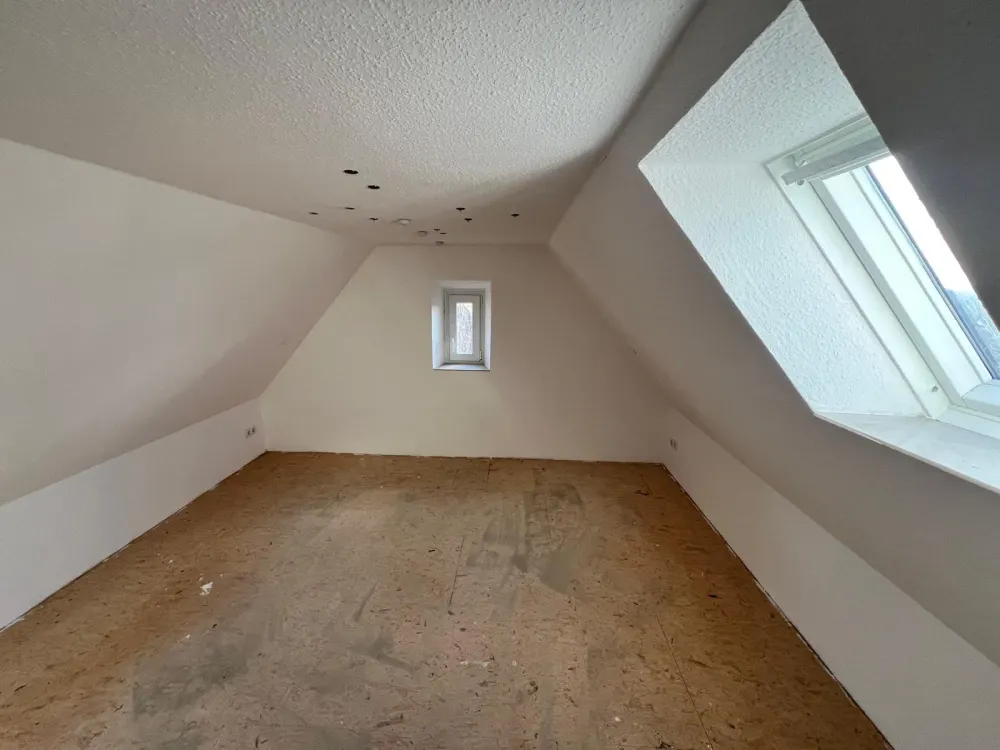 4-Zimmer-Wohnung in Lünen mit ausgebautem Spitzboden, viel Platz