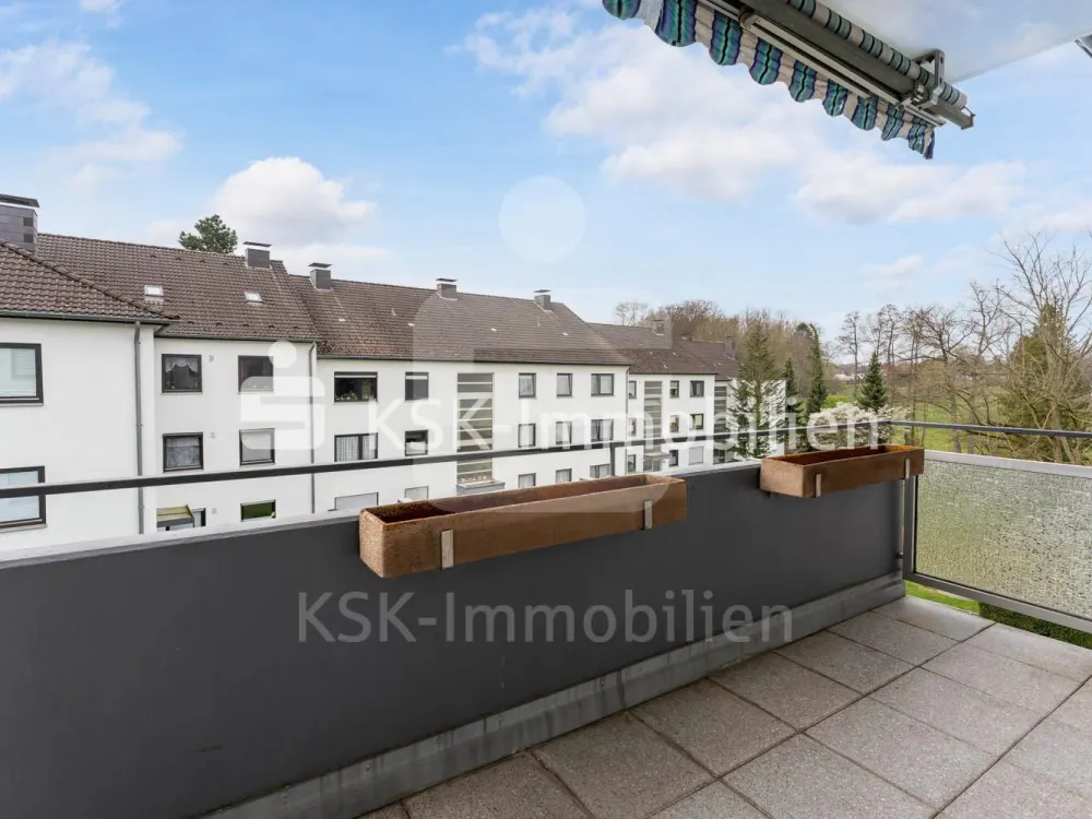 Helle 3-Zimmer Wohnung in Schildgen!!