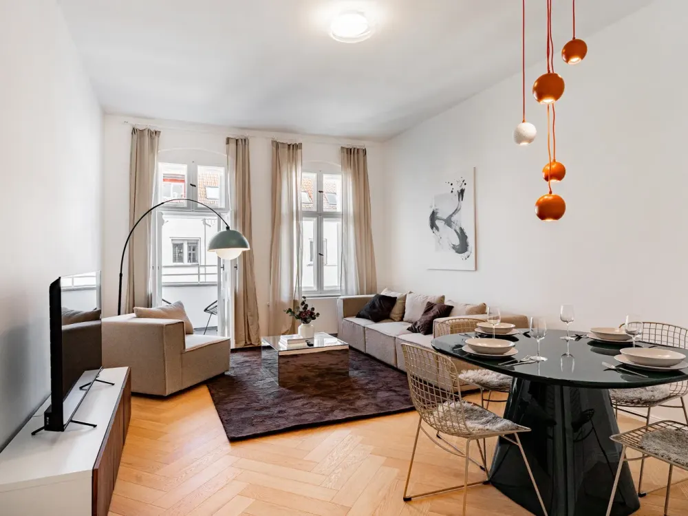 Spacious 2-Room Apartment in Vibrant Friedrichshain