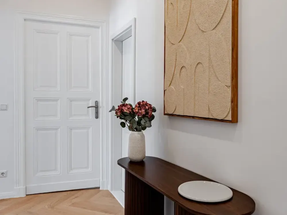 Spacious 2-Room Apartment in Vibrant Friedrichshain