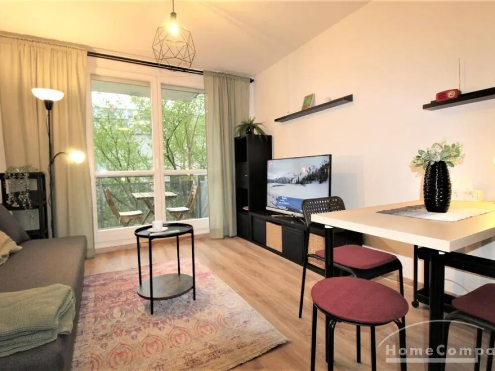 2434923 HomeCompany Dresden Möbliert/Furnished 2-Zimmer Apartment mit Balkon in Dresden-Äussere Neustadt max. 3 Personen