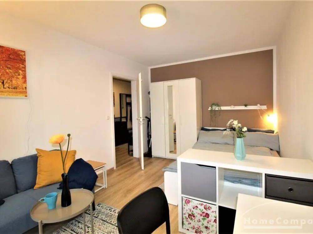 2434923 HomeCompany Dresden Möbliert/Furnished 2-Zimmer Apartment mit Balkon in Dresden-Äussere Neustadt max. 3 Personen