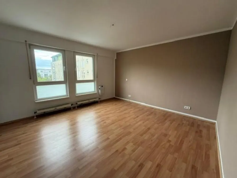 +++ 3-Zimmer-Wohnung mit EBK und Balkon in Großkugel +++