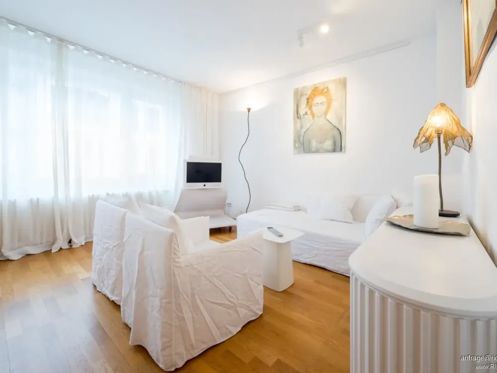 Welc(H)ome® by RIDA FLATS, Belgian Quarter! All in plus! Balcony + Elevator + WIFI