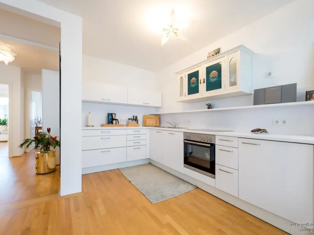 Welc(H)ome® by RIDA FLATS, Belgian Quarter! All in plus! Balcony + Elevator + WIFI