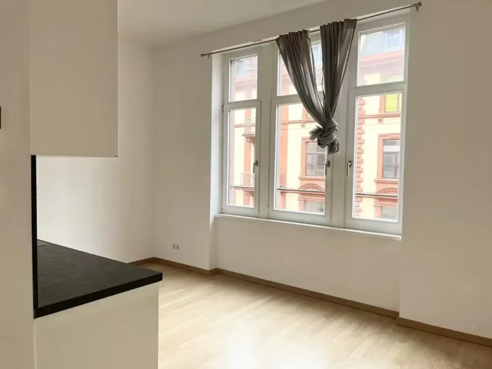 Schöne 1 Zimmer-Wohnung, sehr zentral im Bahnhofsviertel