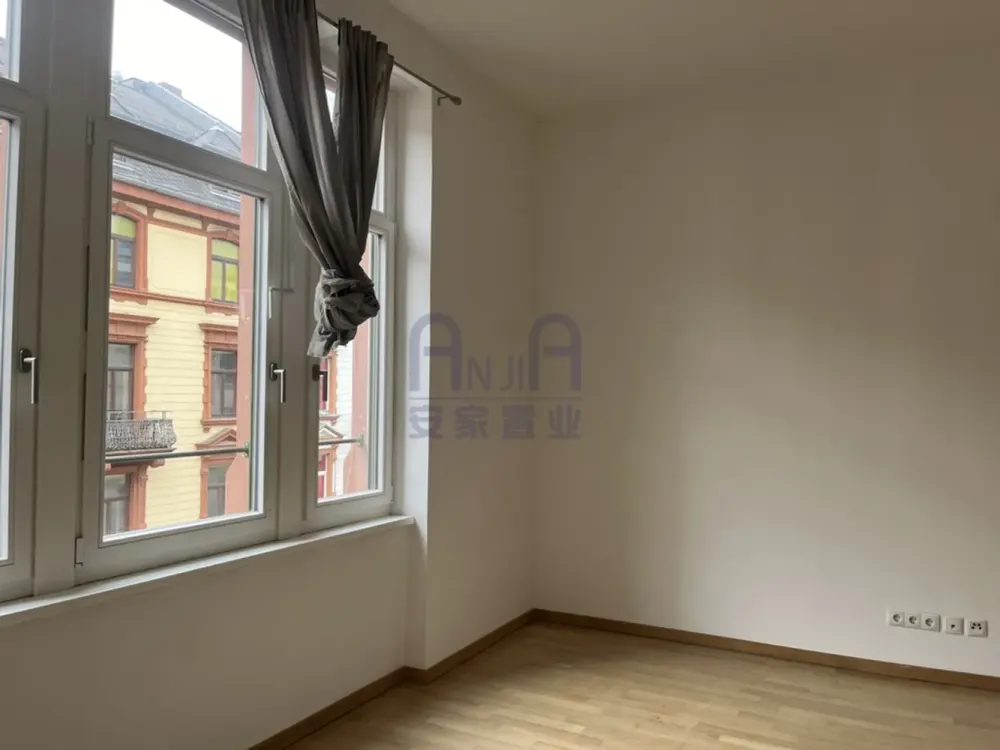 Schöne 1 Zimmer-Wohnung, sehr zentral im Bahnhofsviertel