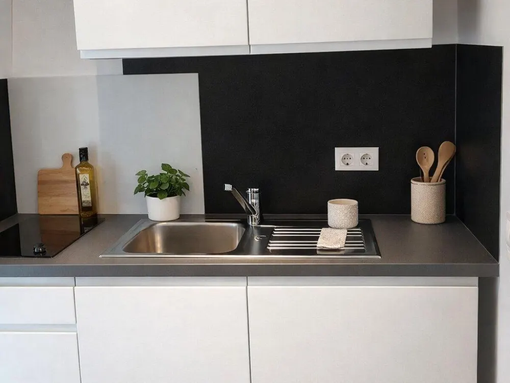 Furnished Apartment with Roof Terrace, All inclusive!