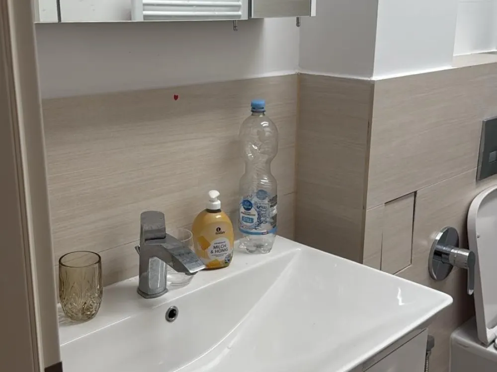Stillvoll möbliert & renoviert: 3 Zimmer im Herzen von Winterhude