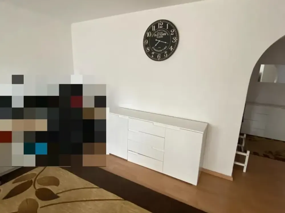 ruhige, helle 3,5 Zimmer Wohnung mit Balkon max 3 Personen !!!