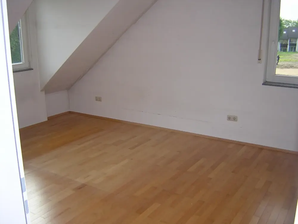 Provisionsfrei ! - Schicke und helle 2-Zimmer Wohnung in Moitzfeld mit Balkon