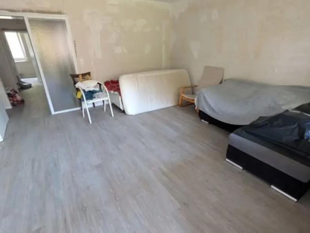 Schön geschnitte 3-Zimmer-Wohnung mit Balkon und modernem Bad und großem Balkom