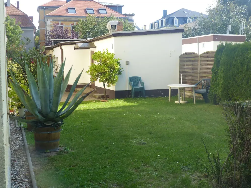 Gepflegte 2-Zimmer-Wohnung mit EBK in Dresden