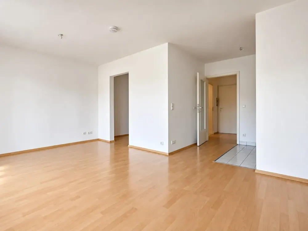 Bezugsfreie 1-Zimmer-Wohnung mit Balkon und Stellplatz in begehrter Wohnlage