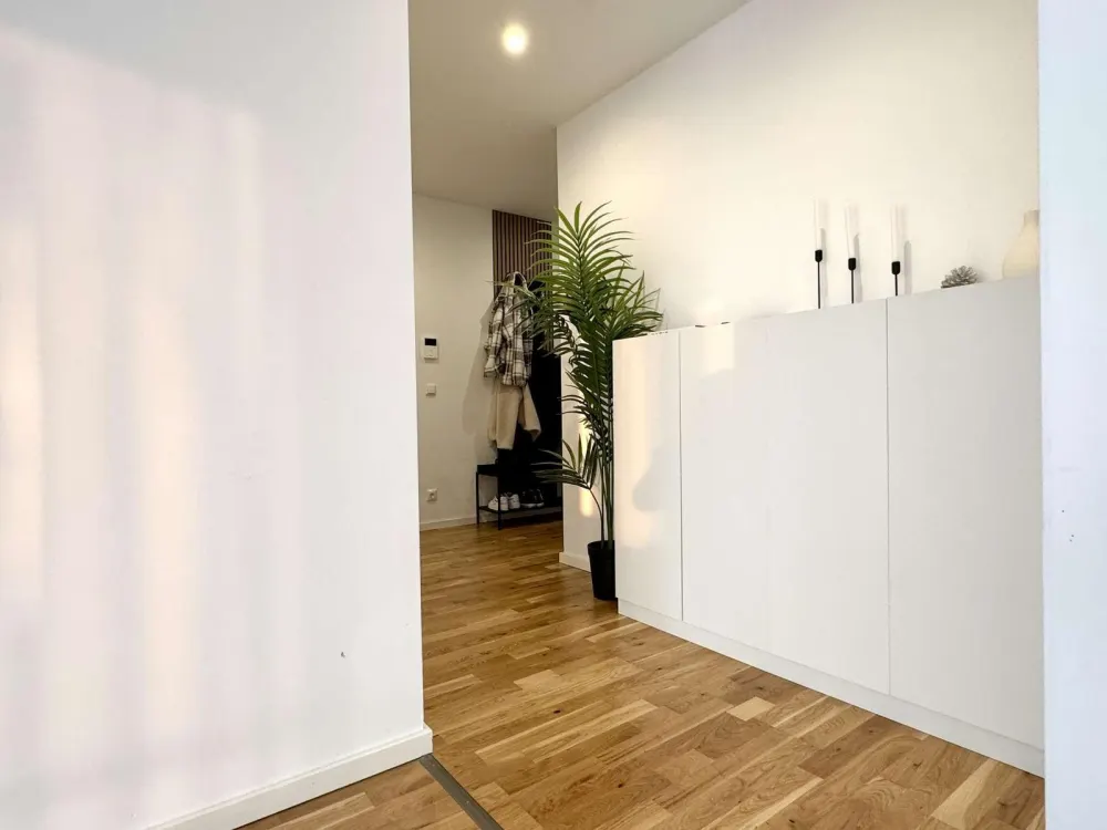 RUDNICK bietet exklusives PENTHOUSE in einzigartiger & ruhiger Feldrandlage