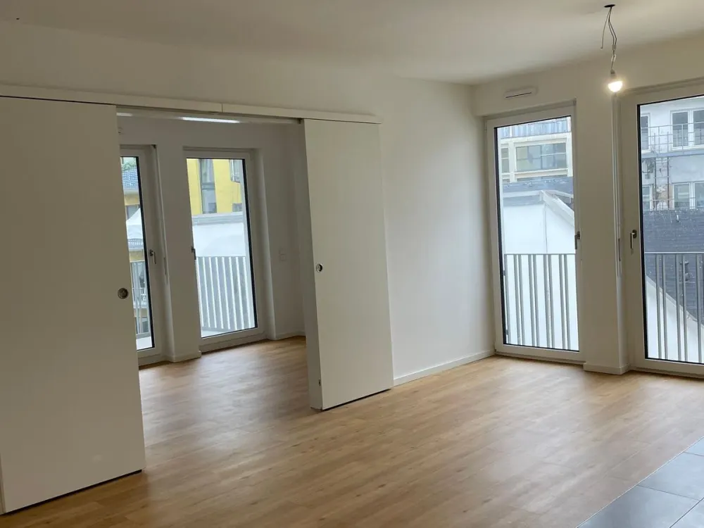 Moderne 3-Zimmer Terrassenwohnung in Frankfurt am Main mit Sky-Line Blick